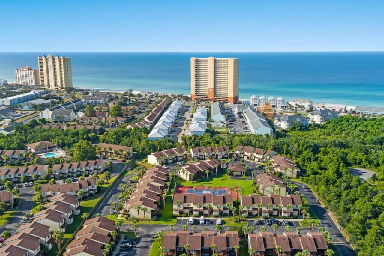 Вілла Experience Starlit Nights From Beach Happy'S Balcony Overlooking The Community Pool At Beachwalk Панама-Сіті-Біч Екстер'єр фото