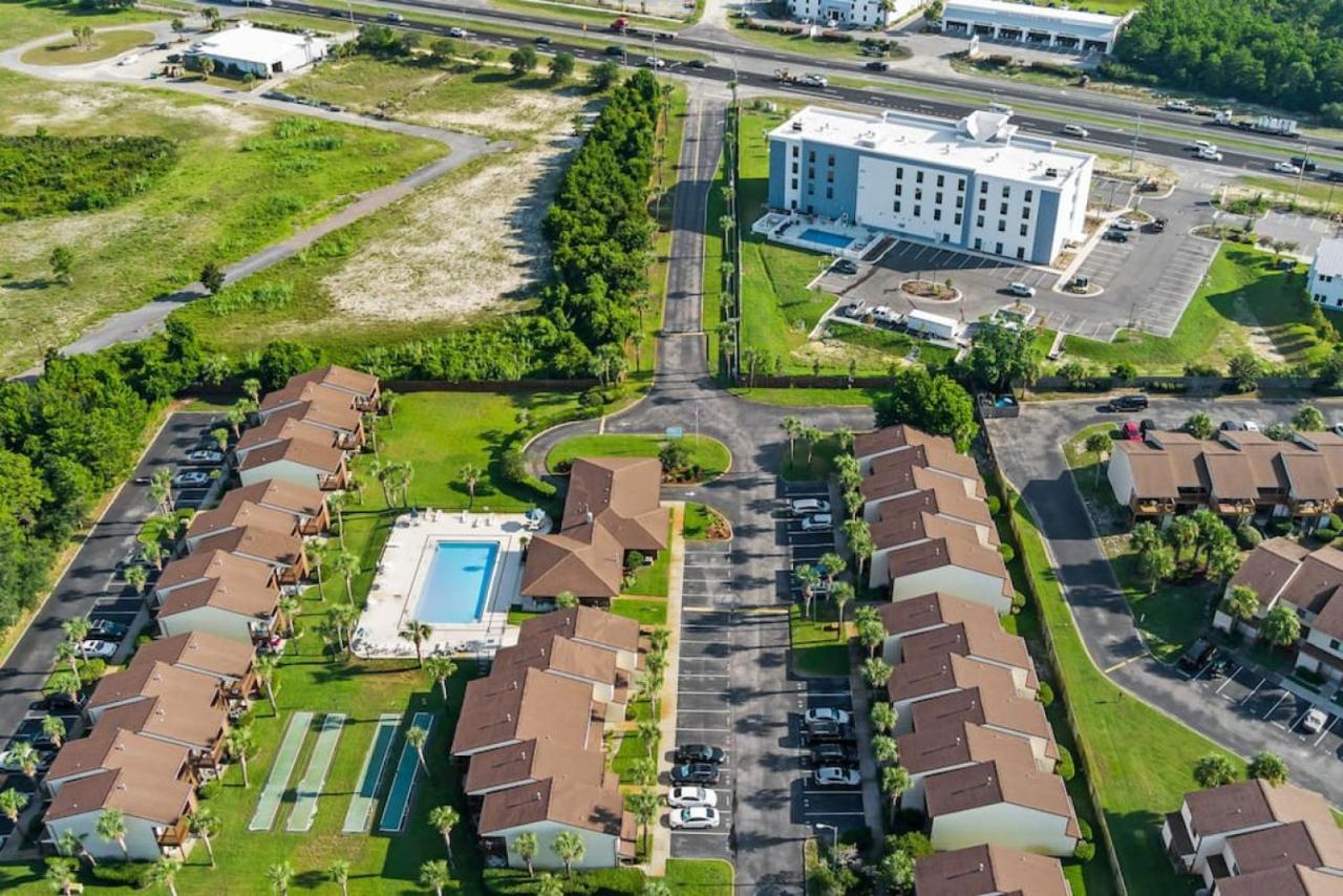 Вілла Experience Starlit Nights From Beach Happy'S Balcony Overlooking The Community Pool At Beachwalk Панама-Сіті-Біч Екстер'єр фото